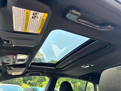 Used 2022 Subaru Impreza 2.0i Sport image 15