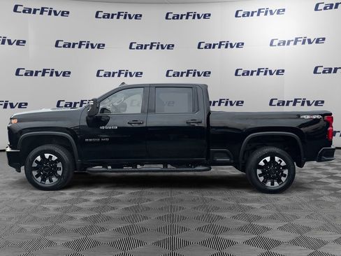 Used 2020 Chevrolet Silverado 2500 Custom w/ Custom Value Package image 2