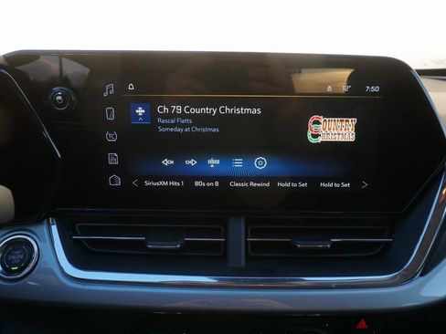 New 2026 Chevrolet Trax LT w/ Driver Confidence Package image 14