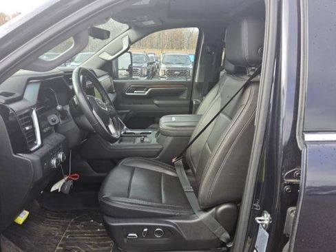 Used 2024 GMC Sierra 2500 Denali w/ Denali Reserve Package image 3