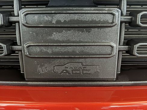 Used 2022 Ford Maverick Lariat w/ Lariat Luxury Package image 3