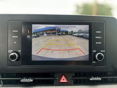 Used 2023 Kia Sportage LX image 30