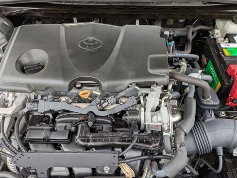 Used 2020 Toyota Camry XSE image 31