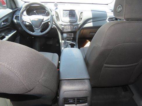 Used 2022 Chevrolet Equinox LT FWD image 24