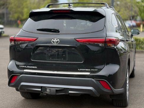 Used 2021 Toyota Highlander Limited image 5