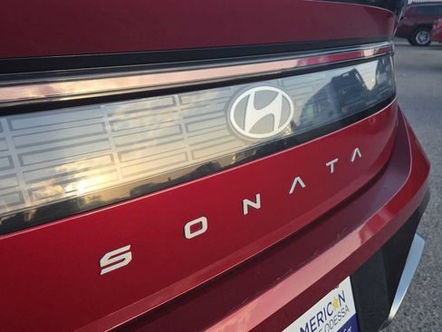 Used 2025 Hyundai Sonata SEL FWD image 11