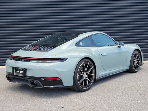 Used 2026 Porsche 911 Carrera T RWD image 7