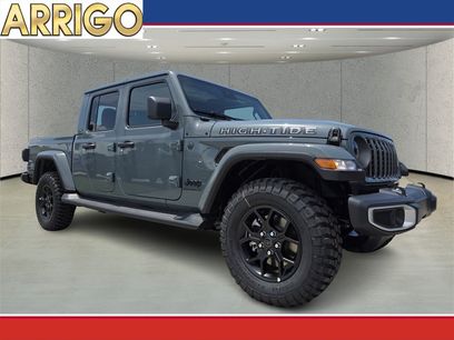New 2025 Jeep Gladiator Sport