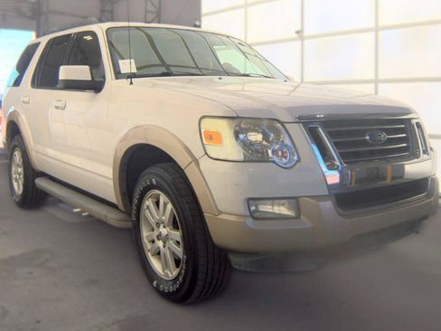 Used 2010 Ford Explorer Eddie Bauer AWD/4WD image 4