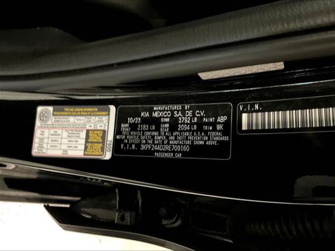 Used 2024 Kia Forte LX FWD image 18