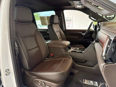 Used 2026 GMC Sierra 3500 Denali w/ Denali Reserve Package AWD/4WD image 24