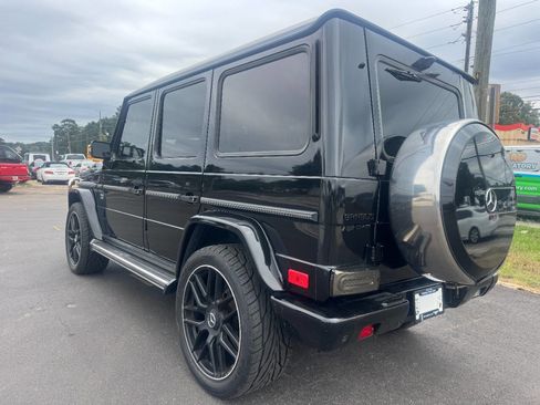 Used 2011 Mercedes-Benz G 550 image 4