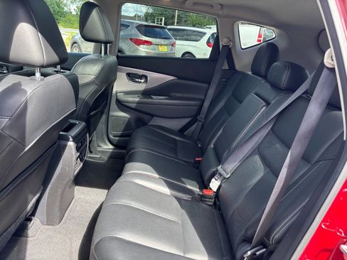 Used 2023 Nissan Murano SL w/ SL Moonroof Package image 16