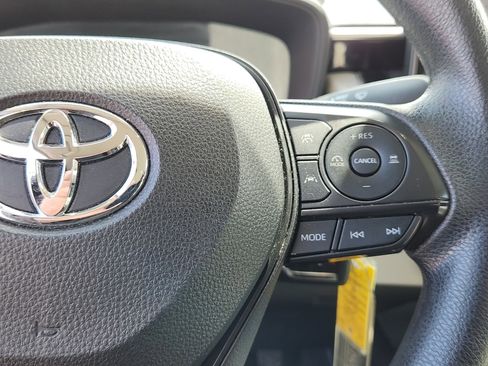 Certified 2023 Toyota Corolla LE FWD image 17
