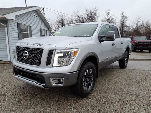 Used 2019 Nissan Titan PRO-4X w/ Pro-4x Utility Package image 1