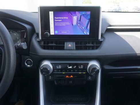 Certified 2025 Toyota RAV4 XLE AWD/4WD image 9