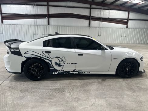 Used 2021 Dodge Charger Scat Pack w/ Daytona Edition Group image 7