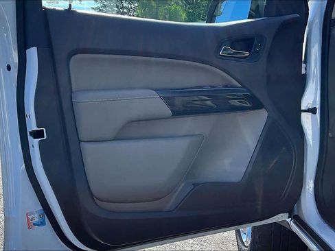 Used 2016 GMC Canyon SLT w/ Driver Alert Package image 22