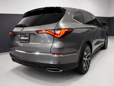 Used 2024 Acura MDX SH-AWD w/ Technology Package image 8