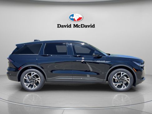 New 2025 Lincoln Nautilus Premier w/ Equipment Group 102A image 8