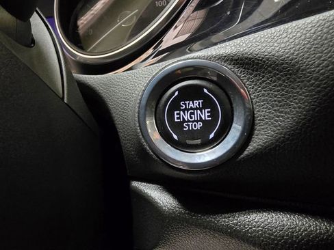 Used 2022 Buick Encore GX Essence AWD/4WD image 22