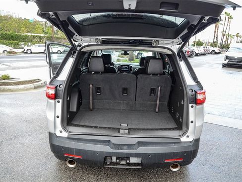 Used 2018 Chevrolet Traverse LT image 27