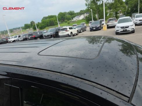 Used 2022 Dodge Durango R/T AWD/4WD image 3
