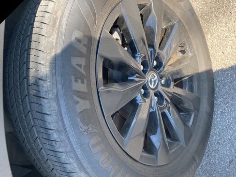 Used 2023 MAZDA CX-50 2.5 S w/ Cargo Package image 16