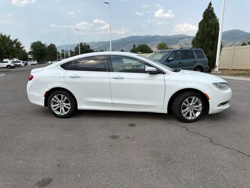Used 2015 Chrysler 200 Limited w/ Convenience Group FWD image 6