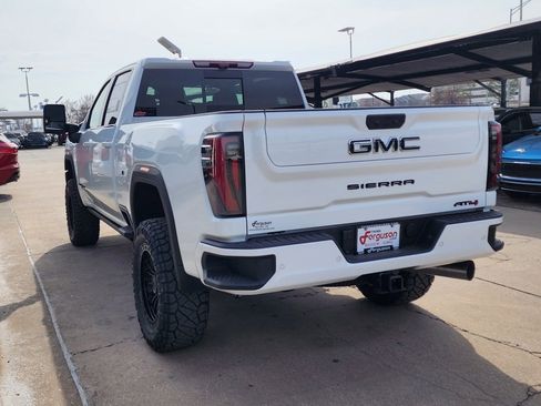 New 2026 GMC Sierra 2500 AT4 w/ AT4 Premium Plus Package image 5
