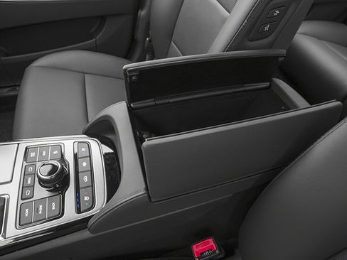 Used 2014 Hyundai Equus Signature RWD image 20