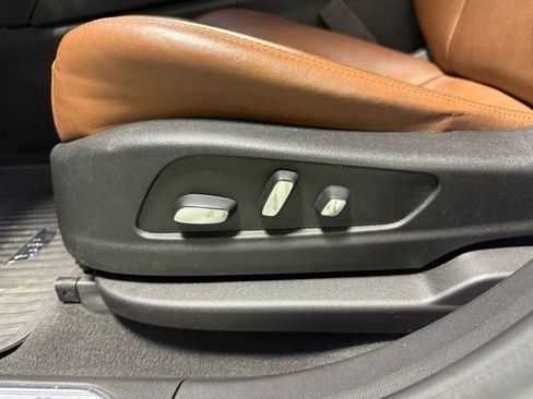 Certified 2020 Cadillac XT5 Premium Luxury w/ LPO, Floor Liner Package FWD image 15