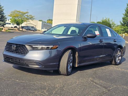 Certified 2024 Honda Accord EX image 4