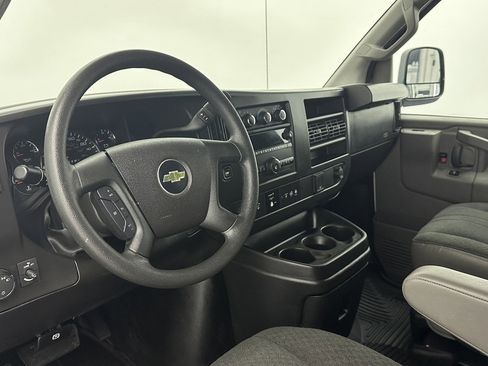 Used 2023 Chevrolet Express 2500 w/ Driver Convenience Package image 8