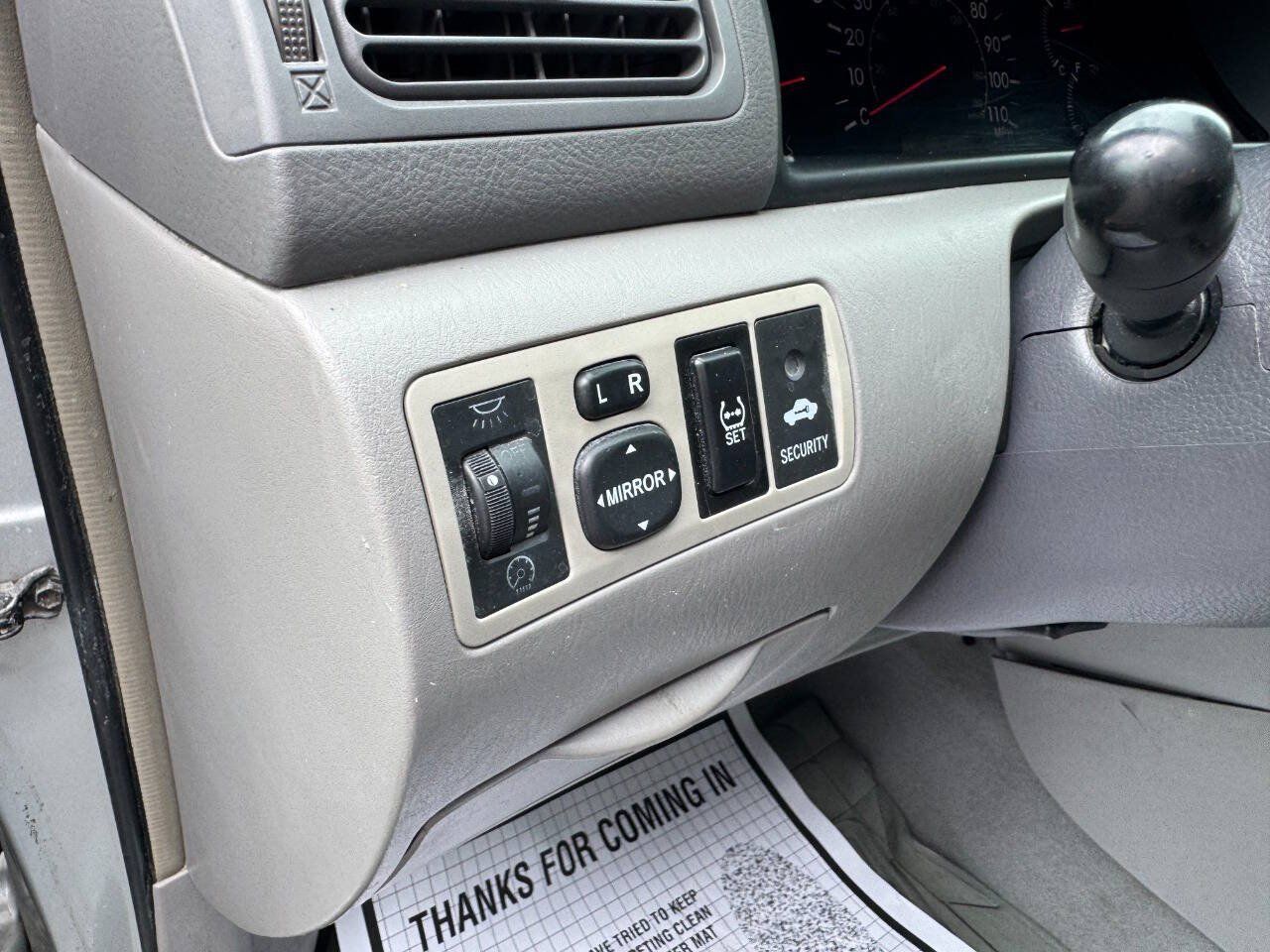 Used 2005 Toyota Corolla LE FWD image 18