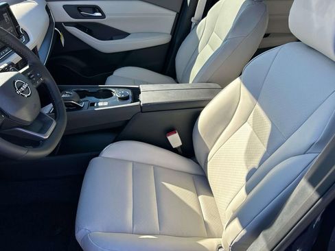 New 2026 Nissan Rogue SV AWD/4WD image 16
