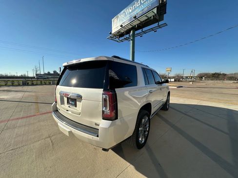Used 2015 GMC Yukon Denali w/ Premium Package image 5