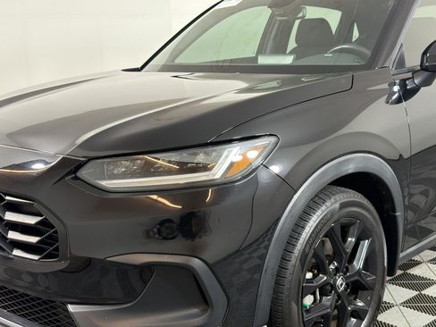 Used 2023 Honda HR-V Sport image 9