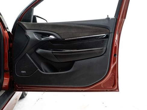 Used 2015 Chevrolet SS image 23