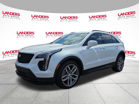 Used 2023 Cadillac XT4 Sport w/ Cold Weather Package FWD image 7