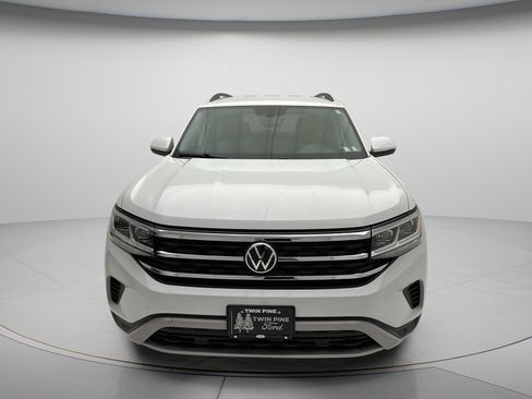 Used 2023 Volkswagen Atlas SE AWD/4WD image 2