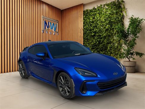 Used 2024 Subaru BRZ Limited RWD image 1