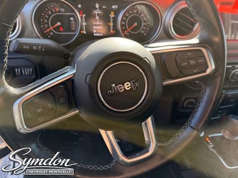 Used 2020 Jeep Wrangler Unlimited Sahara AWD/4WD image 11