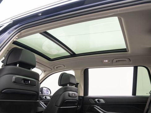 New 2026 BMW X7 xDrive40i w/ Premium Package image 18