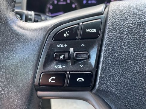 Used 2021 Hyundai Tucson Limited AWD/4WD image 29
