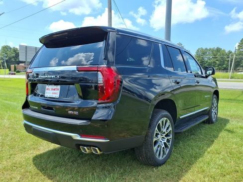 New 2026 GMC Yukon Denali w/ LPO, Floor Liner Package AWD/4WD image 7