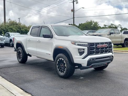 Used 2026 GMC Canyon AT4 w/ AT4 Premium Package AWD/4WD image 1