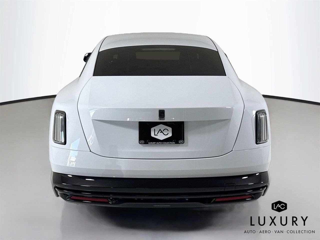Used 2025 Rolls-Royce Spectre AWD/4WD image 7