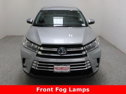 Used 2018 Toyota Highlander Limited image 3