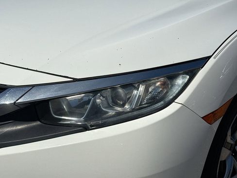 Used 2018 Honda Civic LX image 9